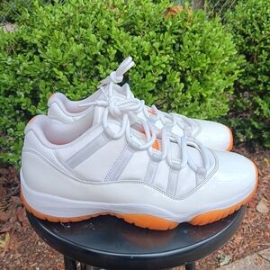 Jordan 11 Citrus size 11 women or 9.5 men